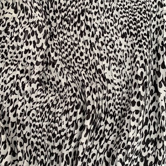 Ann Taylor Loft Blouse - Picture 6 of 6